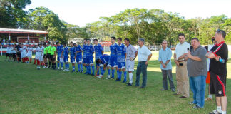 No ano do cinqüentenário Cometa conquista sua glória maior
