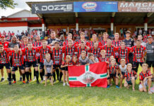 Cometa vence no Principal