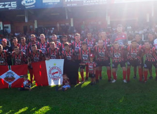 Cometa goleia e lidera Grupo A