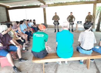 E. C. Cometa fazendo parte das ações sociais