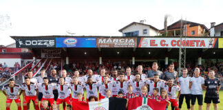 Cometa vence e garante classificação